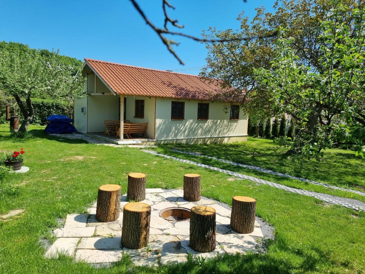 Domcek Pod Orechom Banska Stiavnica Ngoại thất bức ảnh